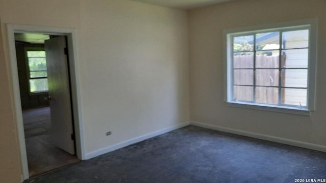 317 OVERHILL DR, San Antonio, TX 78228