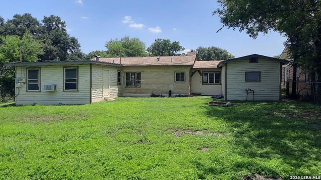 317 OVERHILL DR, San Antonio, TX 78228