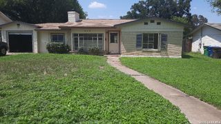 317 OVERHILL DR, San Antonio, TX 78228