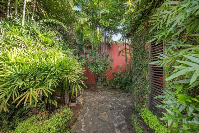8 G STREET, Guaynabo, PR 00966