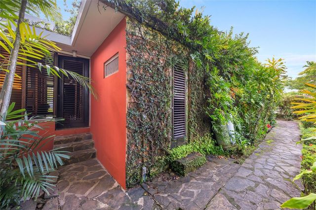 8 G STREET, Guaynabo, PR 00966