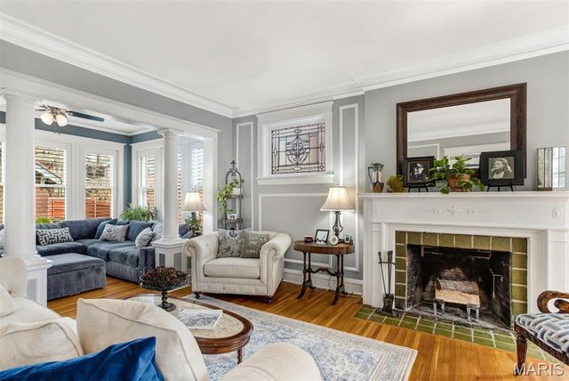 6843 Waterman Avenue, St Louis, MO 63130