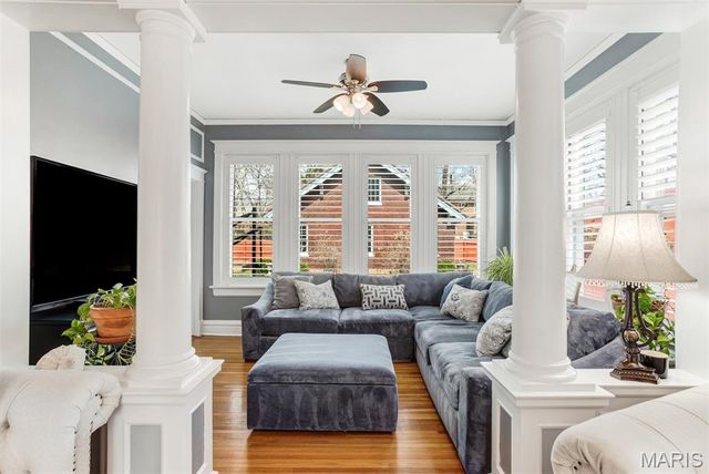 6843 Waterman Avenue, St Louis, MO 63130