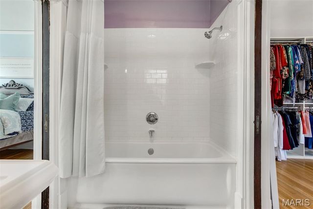 6843 Waterman Avenue, St Louis, MO 63130