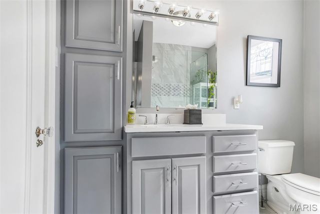 6843 Waterman Avenue, St Louis, MO 63130