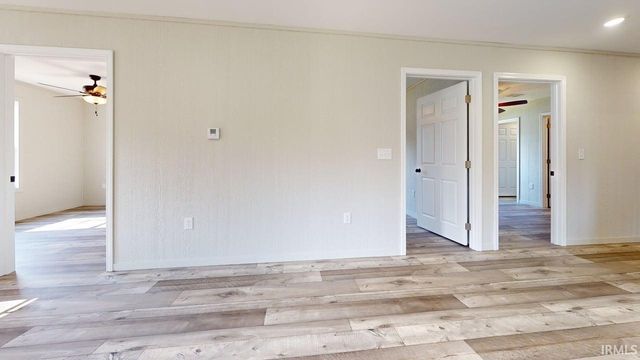 707 S Durbin Street, Bicknell, IN 47512