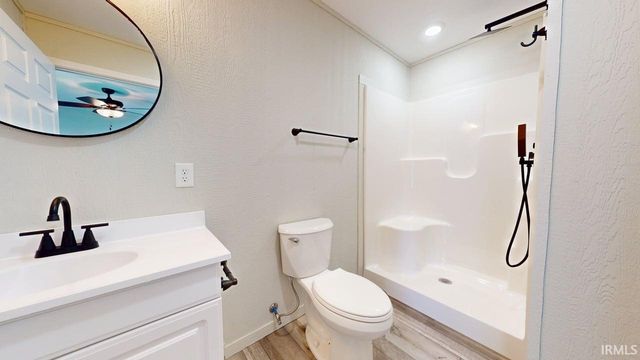 707 S Durbin Street, Bicknell, IN 47512