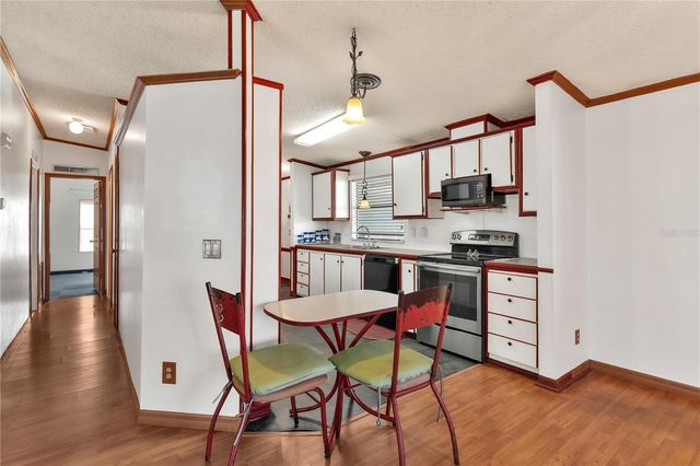 2353 W COACH N FOUR DRIVE, Leesburg, FL 34748