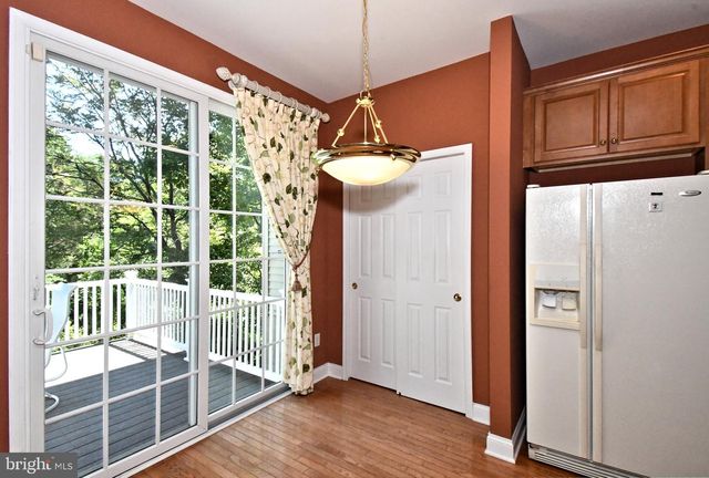 94 LONGVIEW LN, Newtown Square, PA 19073