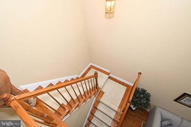 94 LONGVIEW LN, Newtown Square, PA 19073