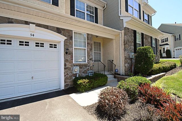 94 LONGVIEW LN, Newtown Square, PA 19073