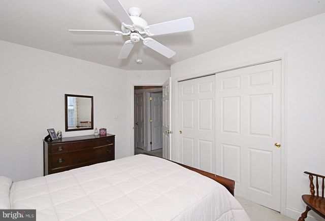94 LONGVIEW LN, Newtown Square, PA 19073