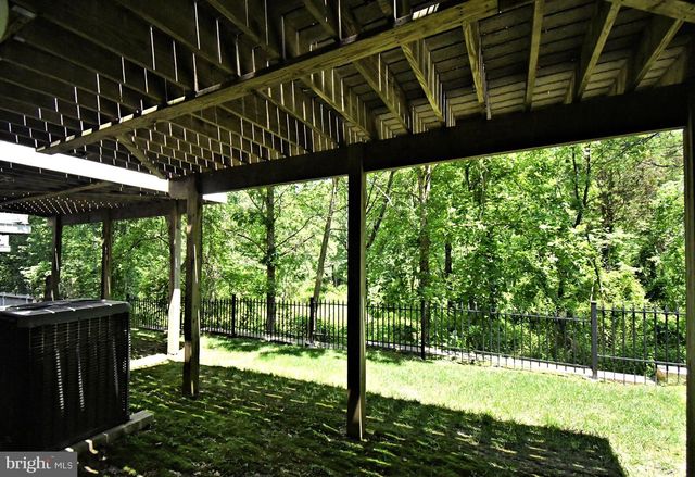 94 LONGVIEW LN, Newtown Square, PA 19073