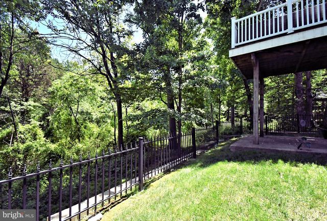 94 LONGVIEW LN, Newtown Square, PA 19073