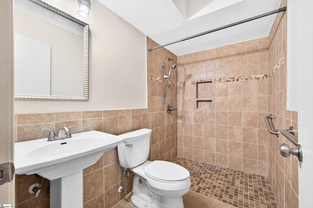 104 Gregory Drive, Greer, SC 29650