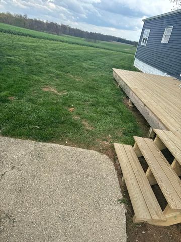 10530 North Street, Utica, OH 43080