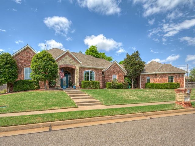 2300 Doral Drive, Edmond, OK 73034