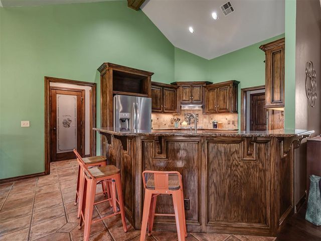 2300 Doral Drive, Edmond, OK 73034