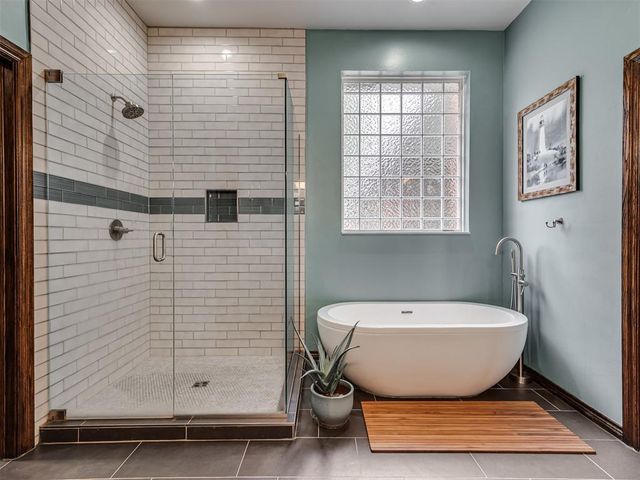 2300 Doral Drive, Edmond, OK 73034
