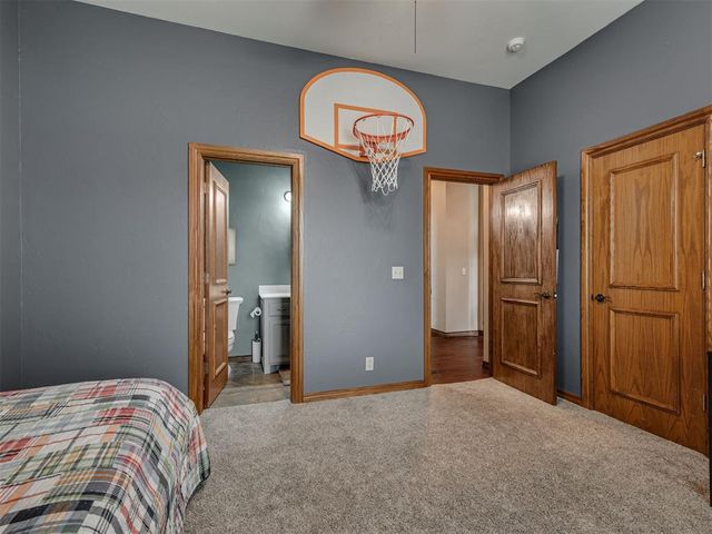 2300 Doral Drive, Edmond, OK 73034