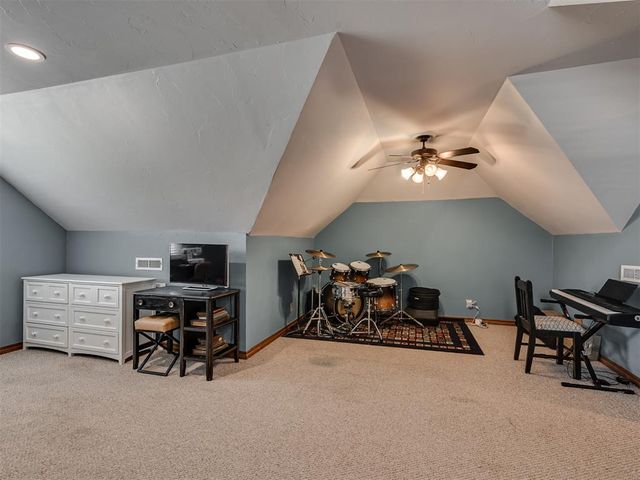 2300 Doral Drive, Edmond, OK 73034