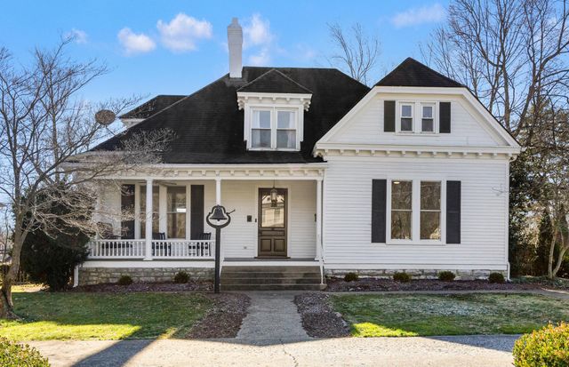 334 E Lexington Avenue, Danville, KY 40422