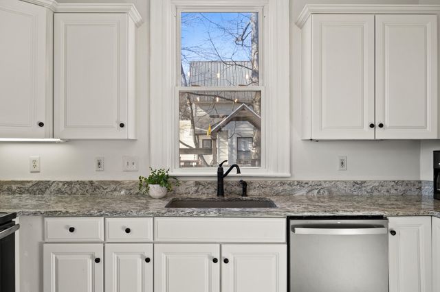 334 E Lexington Avenue, Danville, KY 40422