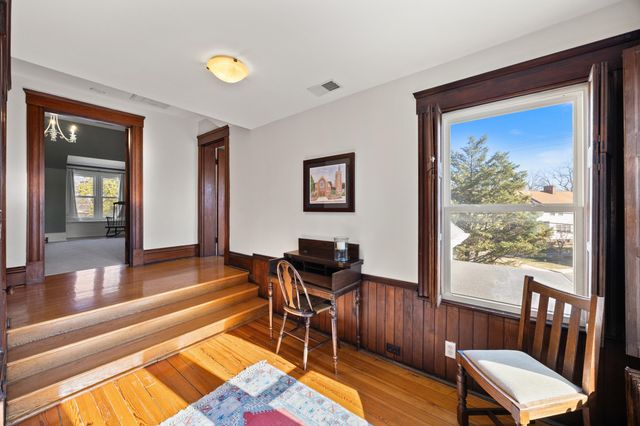 334 E Lexington Avenue, Danville, KY 40422