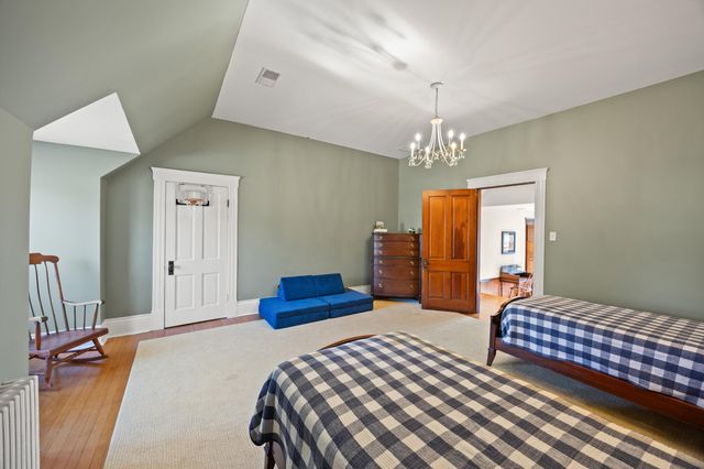 334 E Lexington Avenue, Danville, KY 40422