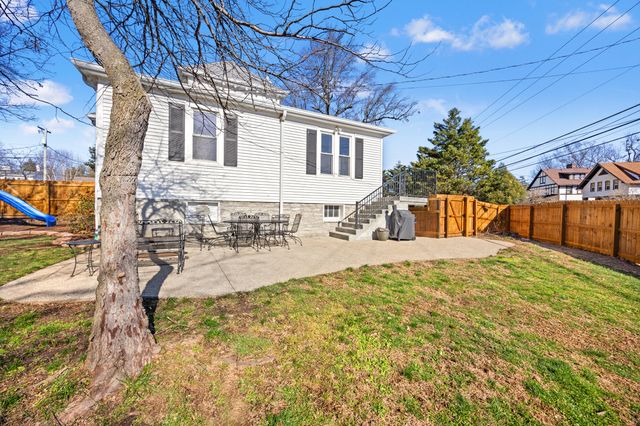 334 E Lexington Avenue, Danville, KY 40422