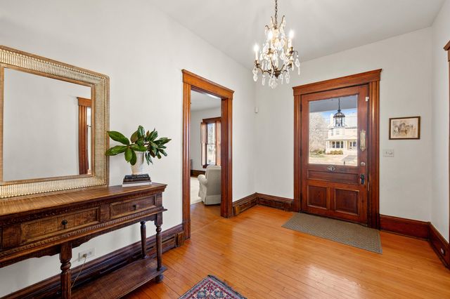 334 E Lexington Avenue, Danville, KY 40422