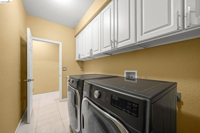 516 Malicoat Ave, Oakley, CA 94561