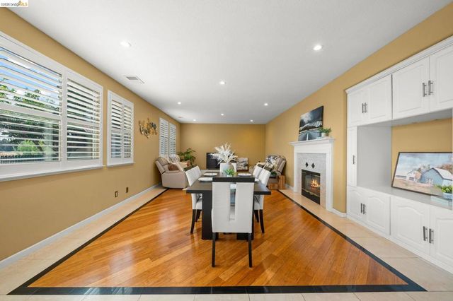 516 Malicoat Ave, Oakley, CA 94561