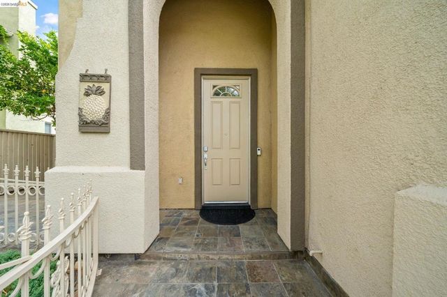 516 Malicoat Ave, Oakley, CA 94561