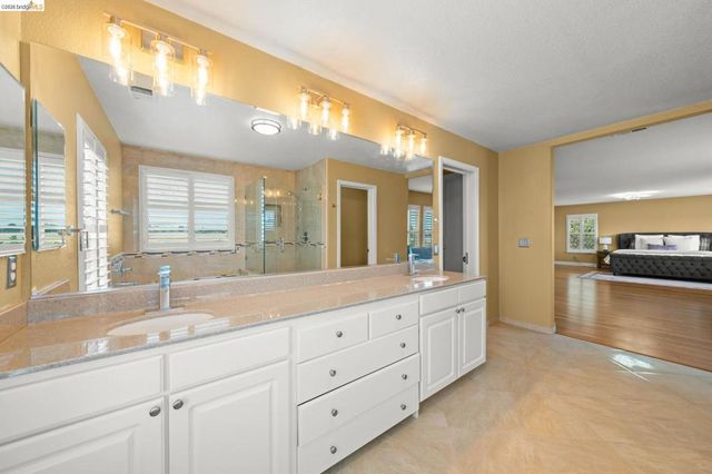 516 Malicoat Ave, Oakley, CA 94561