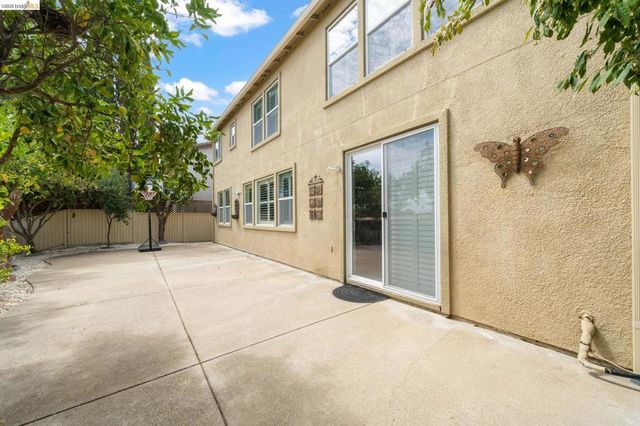 516 Malicoat Ave, Oakley, CA 94561