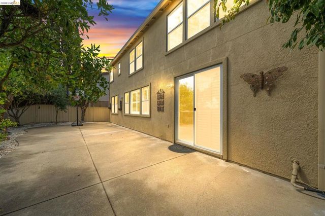 516 Malicoat Ave, Oakley, CA 94561