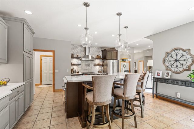 16528 Hemlock Drive, Spring Lake, MI 49456