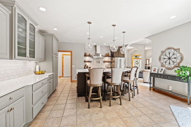 16528 Hemlock Drive, Spring Lake, MI 49456