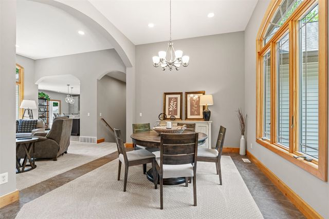 16528 Hemlock Drive, Spring Lake, MI 49456