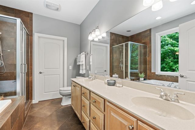 16528 Hemlock Drive, Spring Lake, MI 49456