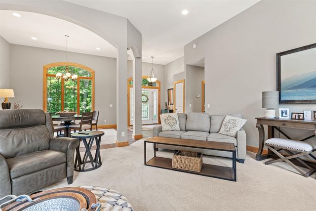 16528 Hemlock Drive, Spring Lake, MI 49456