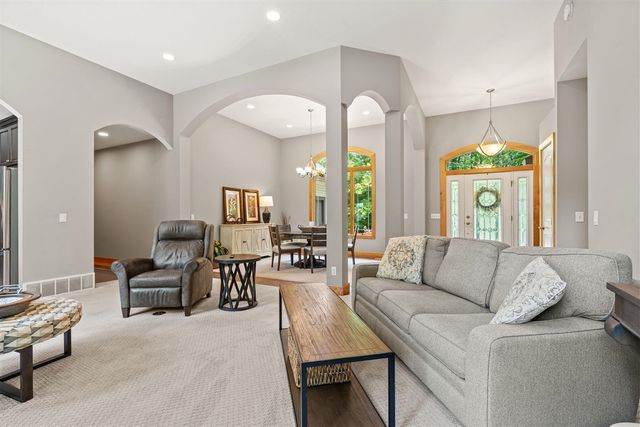 16528 Hemlock Drive, Spring Lake, MI 49456