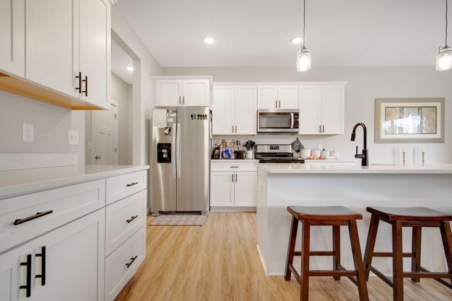 642 Alaska Place S, Cambridge, MN 55008