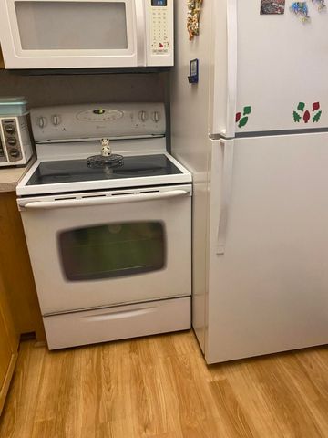 12 Westbury Circle, Deerfield Beach, FL 33442