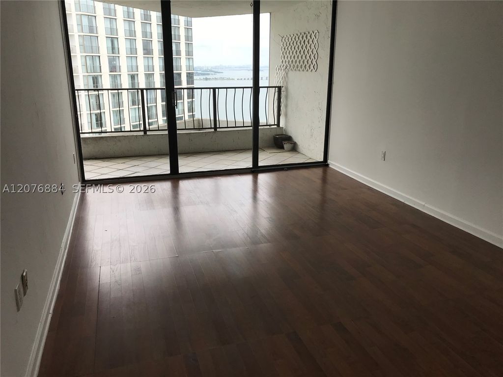 555 NE 15th St 30E, Miami, FL 33132