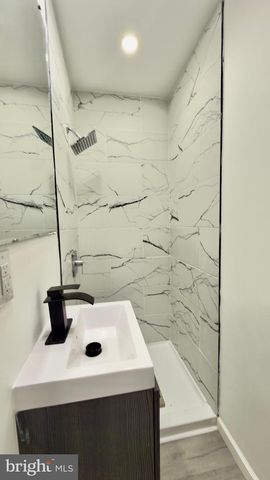 24 MARSHALL AVE, Reading, PA 19606