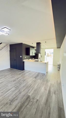 24 MARSHALL AVE, Reading, PA 19606