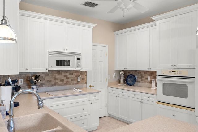 6339 VISTA VERDE DRIVE E, Gulfport, FL 33707