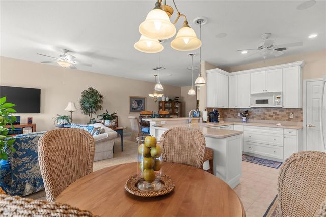 6339 VISTA VERDE DRIVE E, Gulfport, FL 33707